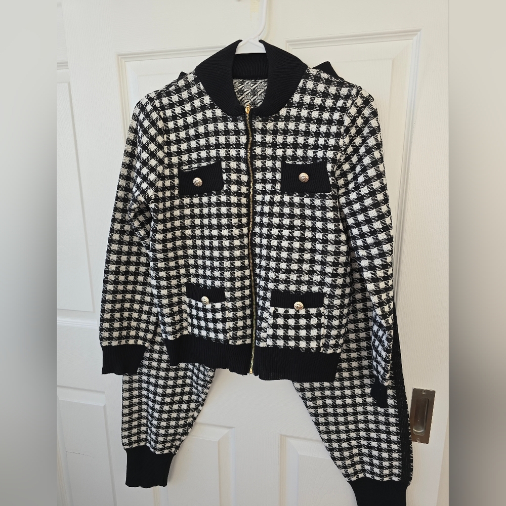 2PIECE set